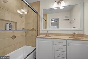 8700 Linton Ln, Alexandria, VA 22308 - Photo 24