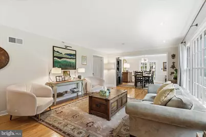 108 Oakmont Court NE, Vienna, VA 22180 - Photo 6
