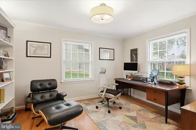 108 Oakmont Court NE, Vienna, VA 22180 - Photo 8