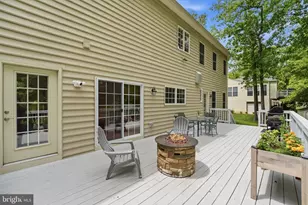 8104 Revatom Ct, Dunn Loring, VA 22027 - Photo 70
