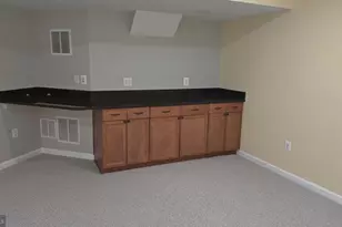 8320 Middle Ruddings Dr, Lorton, VA 22079 - Photo 38
