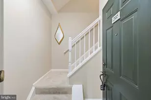 12885 Fair Briar Ln, Fairfax, VA 22033 - Photo 6