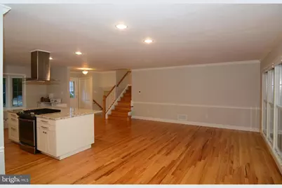 9416 Gamba Court, Vienna, VA 22182 - Photo 4