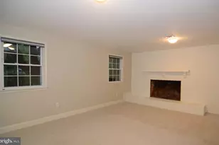 9416 Gamba Ct, Vienna, VA 22182 - Photo 20