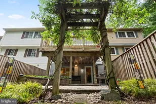 2303 Middle Creek Ln, Reston, VA 20191 - Photo 42