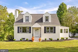 11410 Waples Mill Rd, Oakton, VA 22124 - Photo 2