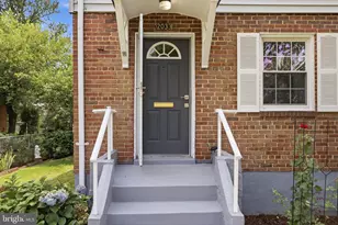 2033 Arlington Terrace, Alexandria, VA 22303 - Photo 2