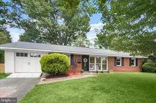 7422 Axton St, Springfield, VA 22151 - Photo 2