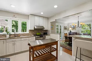 8611 Cyrus Pl, Alexandria, VA 22308 - Photo 12