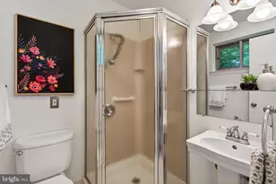 5502 Kempton Dr, Springfield, VA 22151 - Photo 24