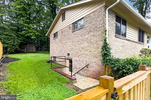 5502 Kempton Dr, Springfield, VA 22151 - Photo 48