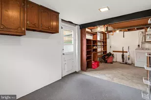 5502 Kempton Dr, Springfield, VA 22151 - Photo 40