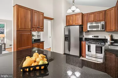 5502 Kempton Drive, Springfield, VA 22151 - Photo 16