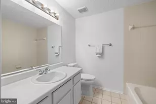 14166 Red River Dr, Centreville, VA 20121 - Photo 18