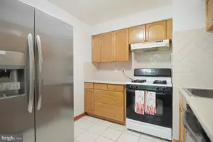 4410 Briarwood Ct N, Annandale, VA 22003 - Photo 6