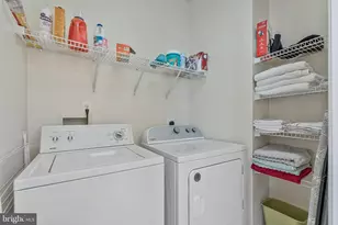 8937 Milford Haven Ct, Lorton, VA 22079 - Photo 16