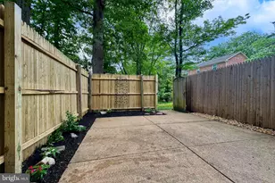 5833 Royal Ridge Dr, Springfield, VA 22152 - Photo 38