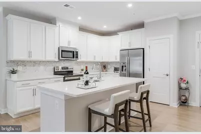 1675 Bandit Loop #105B, Reston, VA 20190 - Photo 4