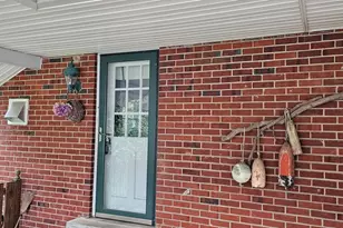 7719 Heritage Dr, Annandale, VA 22003 - Photo 2