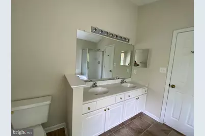 6555 Kelsey Point Circle, Alexandria, VA 22315 - Photo 18