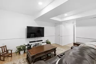 8218 Doctor Craik Ct, Alexandria, VA 22306 - Photo 28