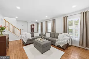 8218 Doctor Craik Ct, Alexandria, VA 22306 - Photo 10