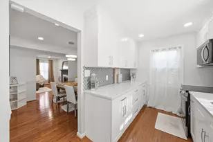8218 Doctor Craik Ct, Alexandria, VA 22306 - Photo 6
