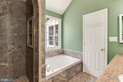 6241 Windham Hill Run, Alexandria, VA 22315 - Photo 34