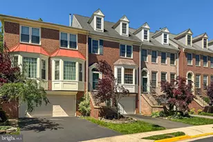 6241 Windham Hill Run, Alexandria, VA 22315 - Photo 14