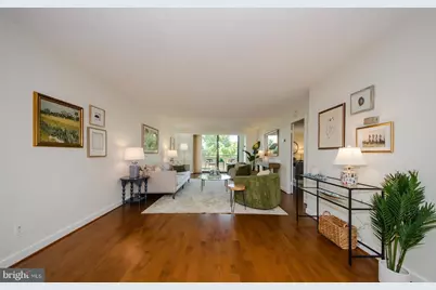 1800 Old Meadow Road #1018, McLean, VA 22102 - Photo 6