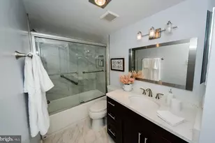 1800 Old Meadow Rd, McLean, VA 22102 - Photo 22