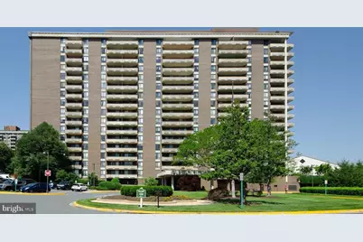 1800 Old Meadow Road #1018, McLean, VA 22102 - Photo 2