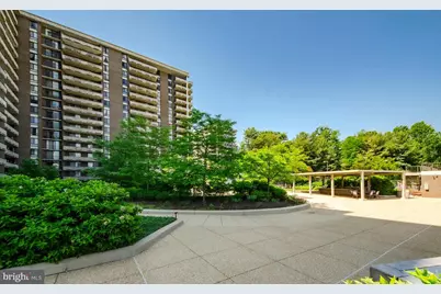 1800 Old Meadow Road #1018, McLean, VA 22102 - Photo 28