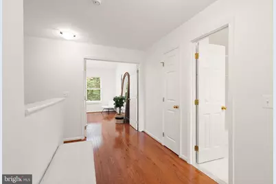 12056 Edgemere Circle, Reston, VA 20190 - Photo 32