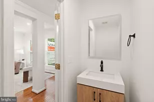 12056 Edgemere Cir, Reston, VA 20190 - Photo 30