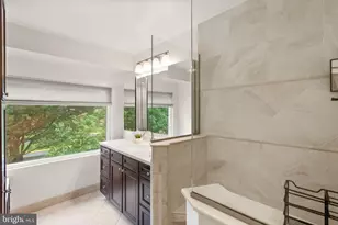 12056 Edgemere Cir, Reston, VA 20190 - Photo 38