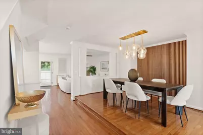 12056 Edgemere Circle, Reston, VA 20190 - Photo 12