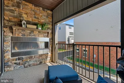 12998 Hattontown Square, Herndon, VA 20171 - Photo 28