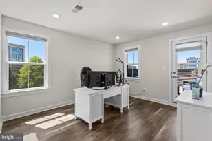 12998 Hattontown Square, Herndon, VA 20171 - Photo 26