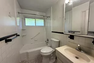 7028 Bradley Cir, Annandale, VA 22003 - Photo 10