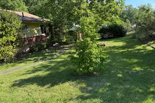 7028 Bradley Cir, Annandale, VA 22003 - Photo 18