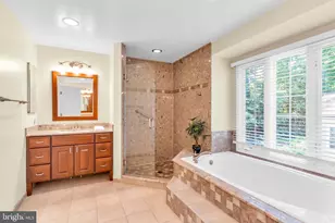 9515 Holly Prospect Ct, Burke, VA 22015 - Photo 28