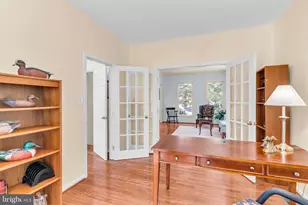 9515 Holly Prospect Ct, Burke, VA 22015 - Photo 16