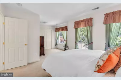 9515 Holly Prospect Court, Burke, VA 22015 - Photo 34