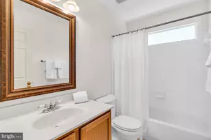 9515 Holly Prospect Ct, Burke, VA 22015 - Photo 32