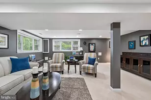8324 The Midway, Annandale, VA 22003 - Photo 20