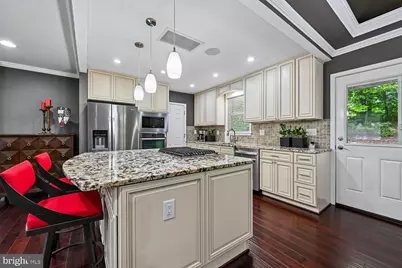 8324 The Midway, Annandale, VA 22003 - Photo 12