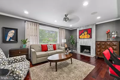 8324 The Midway, Annandale, VA 22003 - Photo 2