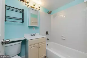 6823 Barrett Rd, Falls Church, VA 22042 - Photo 26