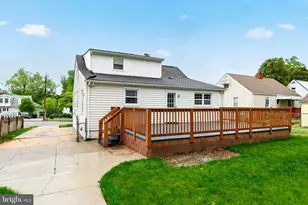 6823 Barrett Rd, Falls Church, VA 22042 - Photo 30